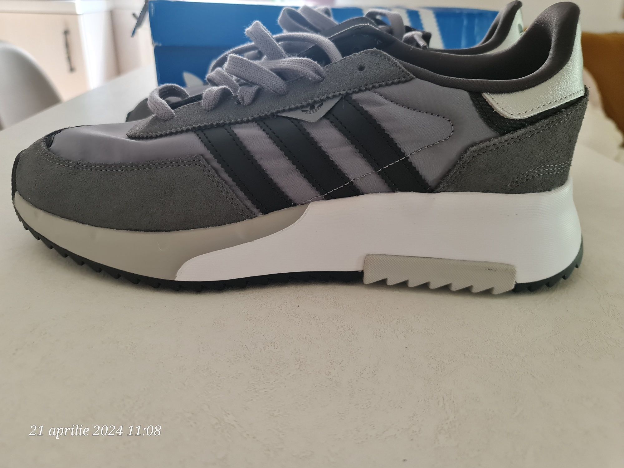 Adidas Retropy F2 original