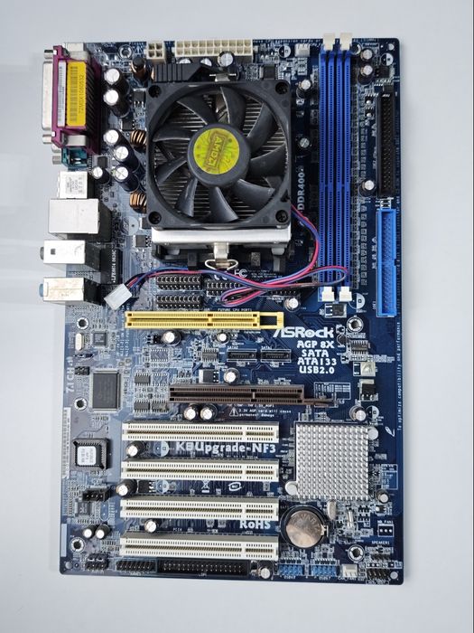 Placa de baza ASRock AGP 8X SATA ATA133 USB 2.0