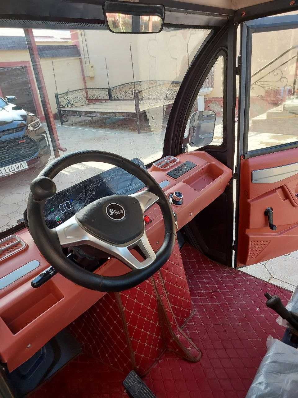 Elektromuravey, 58 amper, 6 batareyalik, 1 zaryadi 80 km yuradi
