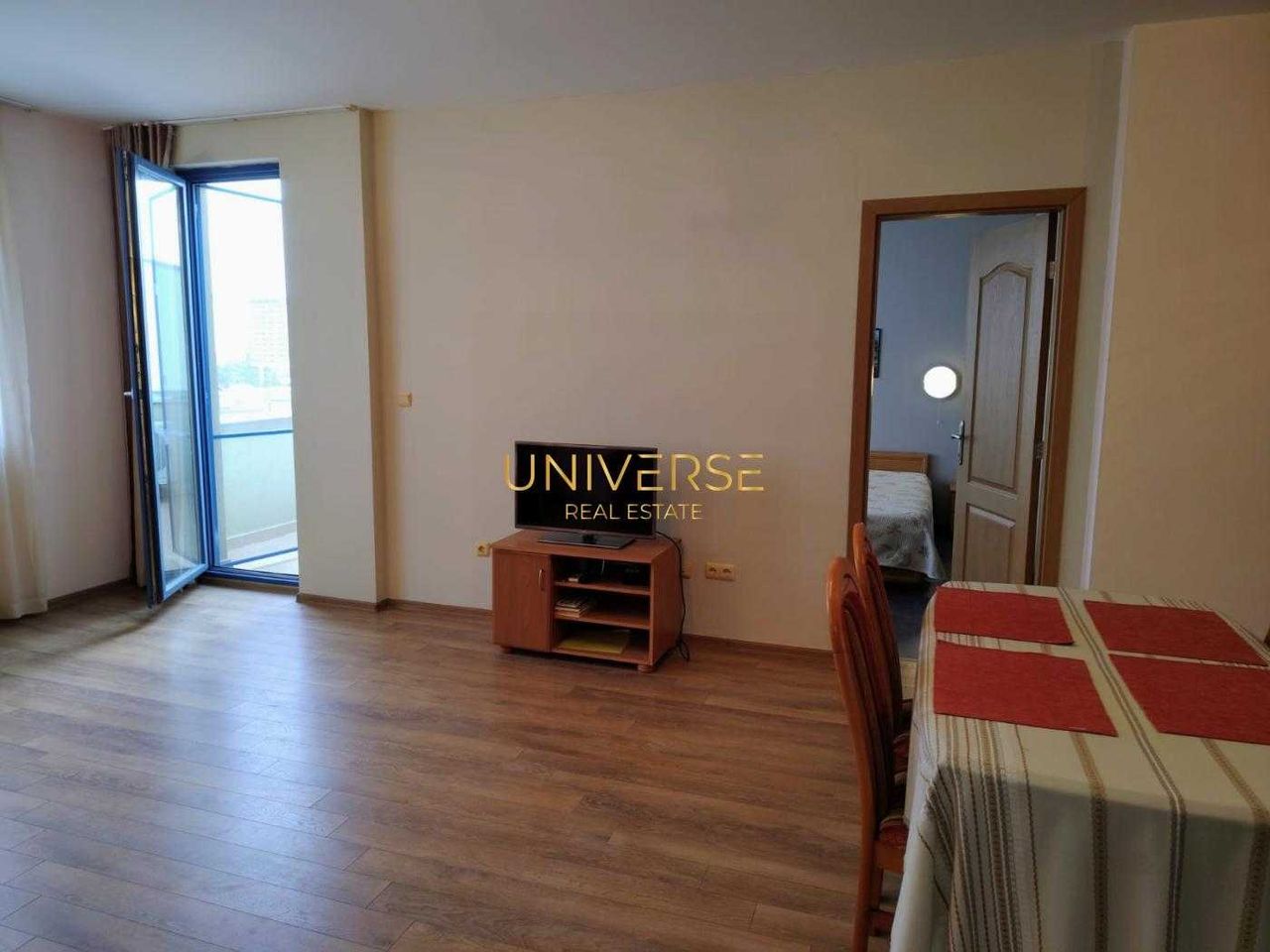 Продава се Тристаен апартамент в к.к. Слънчев бряг - 90 кв.м за 956 €/кв.м - Снимка #4