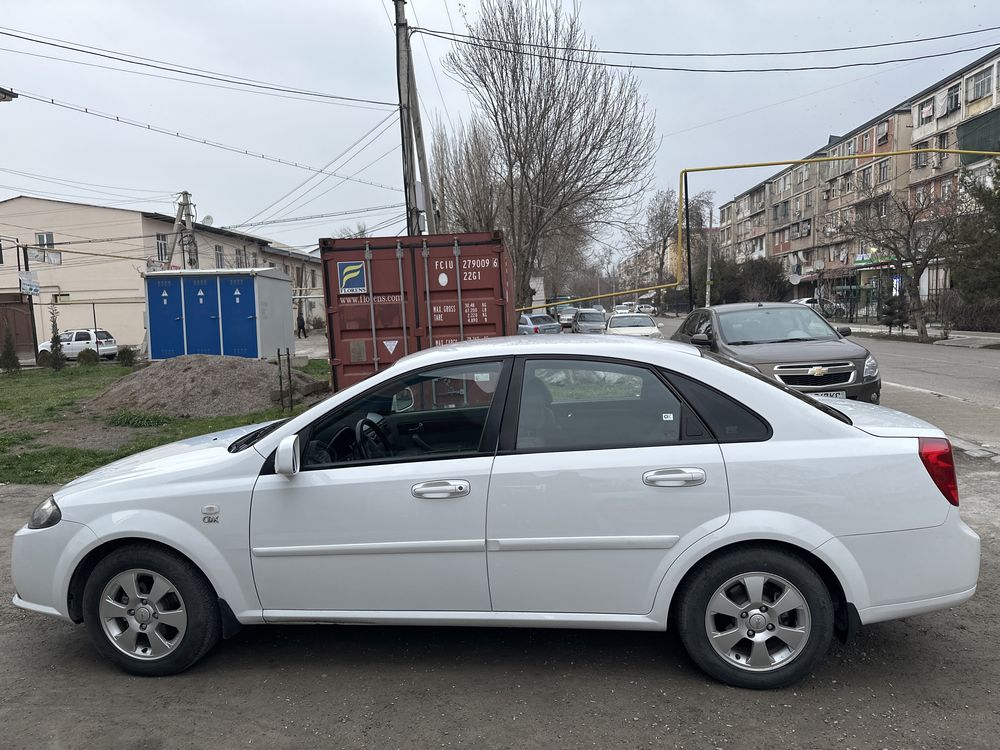 Chevrolet Gentra 2014 yil