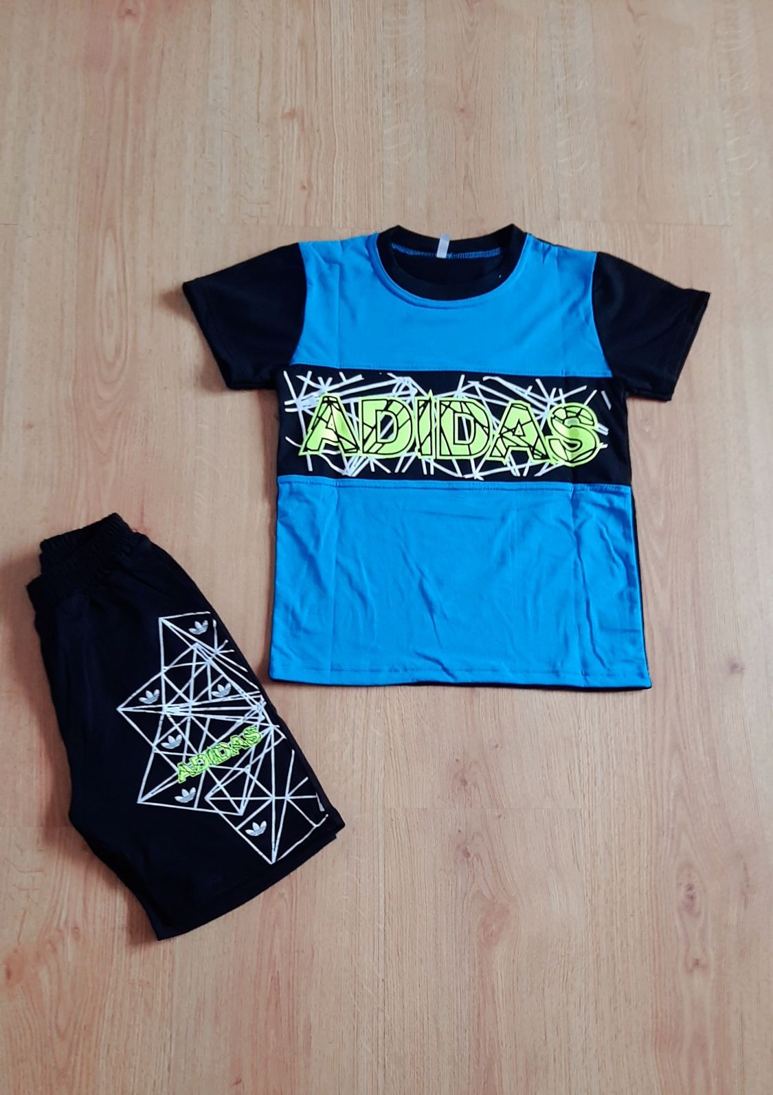 Детски екипи Nike и Adidas