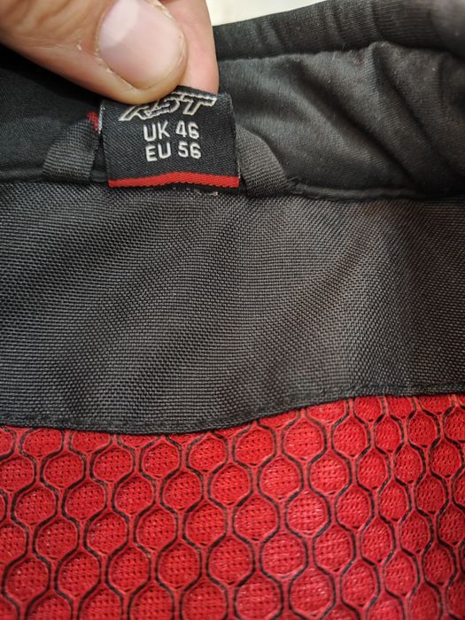 Яке за мотор RST размер UK 46