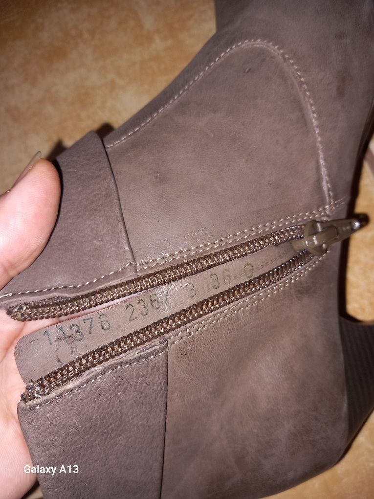Botine din piele marca Peko, masura 36