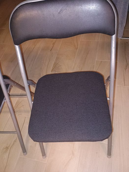 Masa plianta ,scaune pliabile