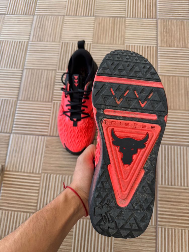 Under Armour Project Rock 6