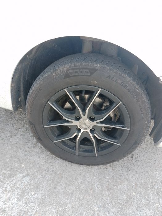Vand logan mcv  1.5