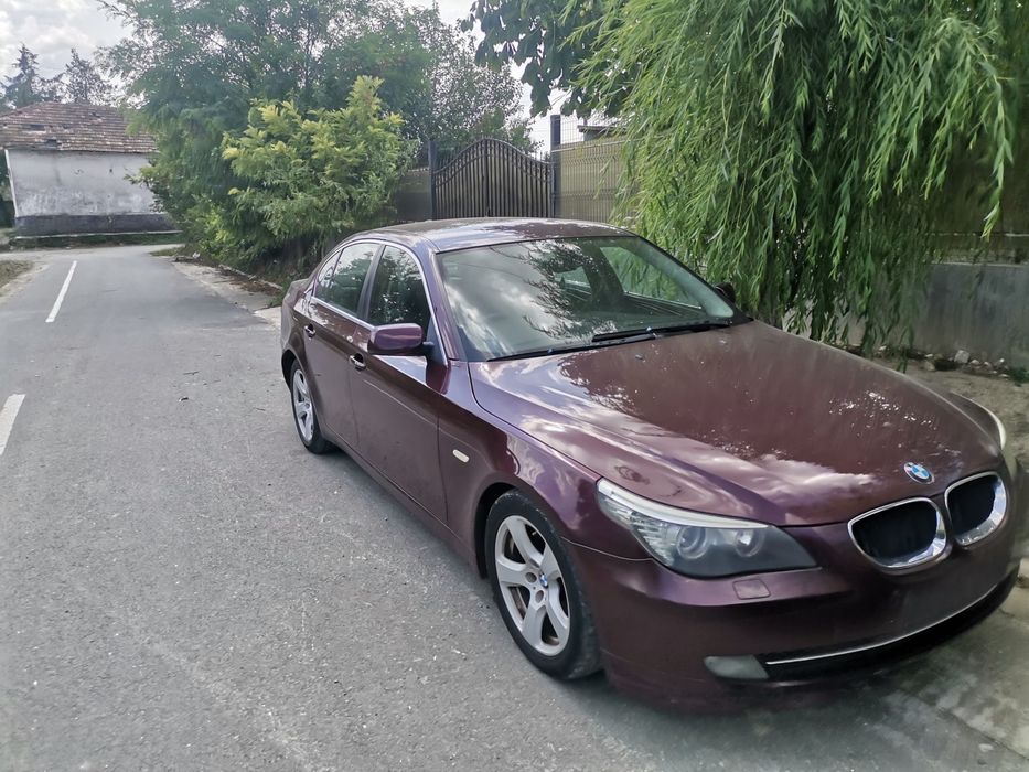 Dezmembrez  bmw e60 520d 525d 530d
