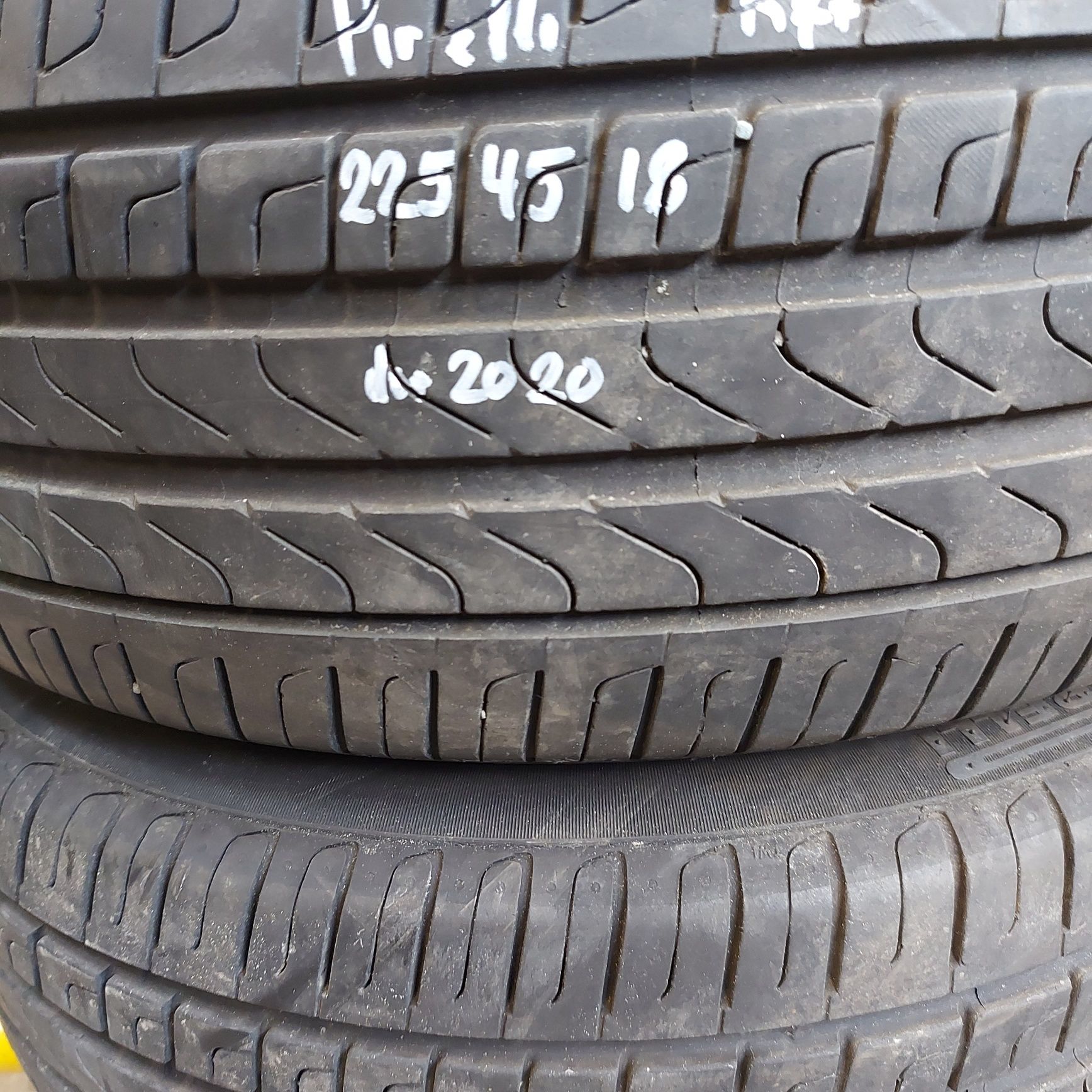 225/45/18"pirelli 2бр.гуми дот2020