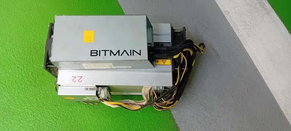 Bitmain Antminer L3,cu sursa originala