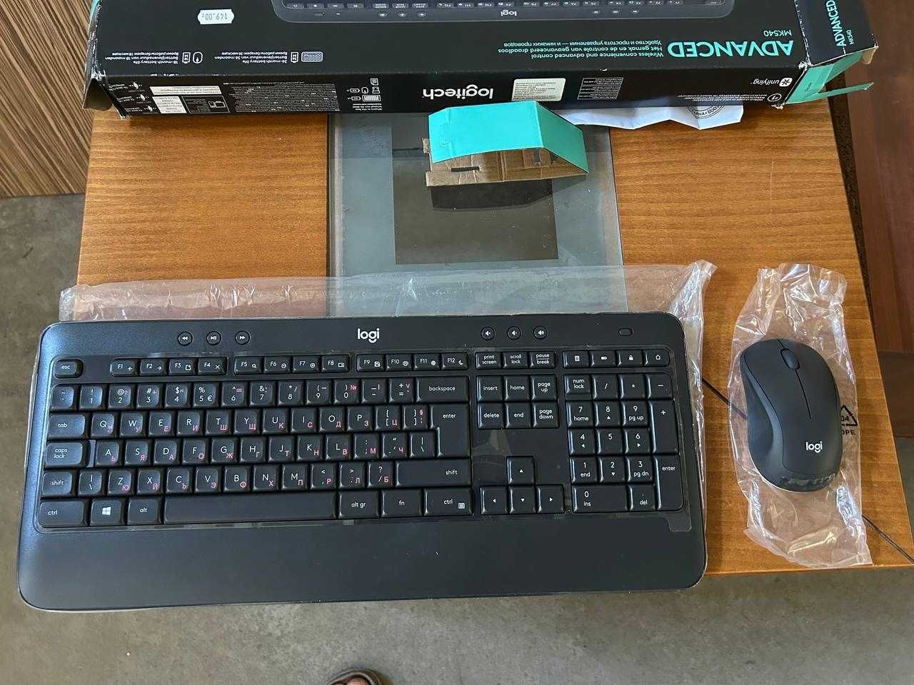 Logitech клавиатура MK540 US