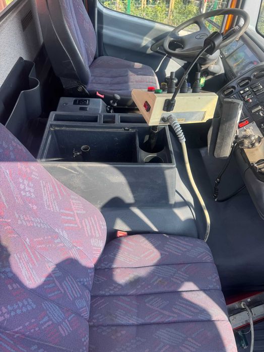 Basculanta 4x4 Mercedes 1828