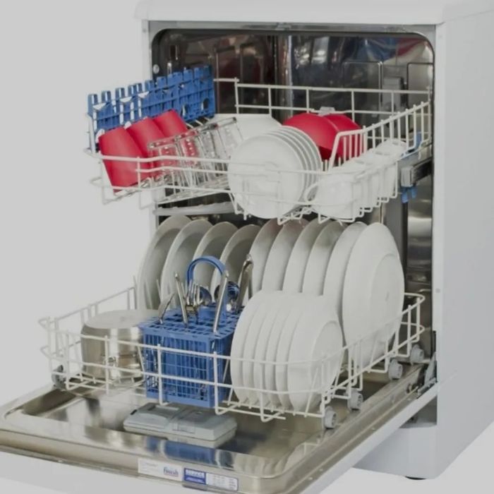 Посудомоечная машина INDESIT