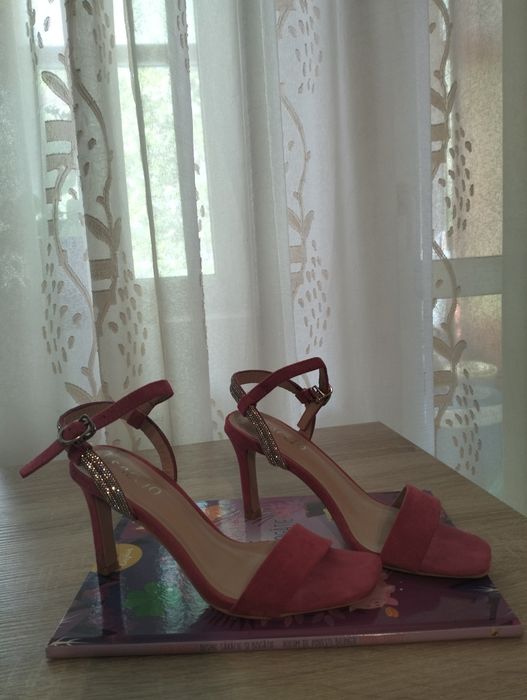 Sandale Saccio nr.37