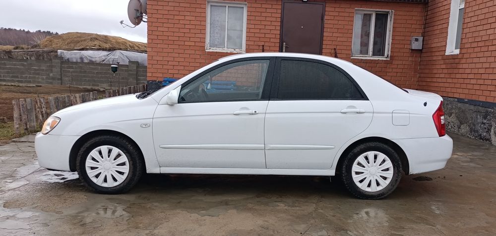 Продам городской автомобиль