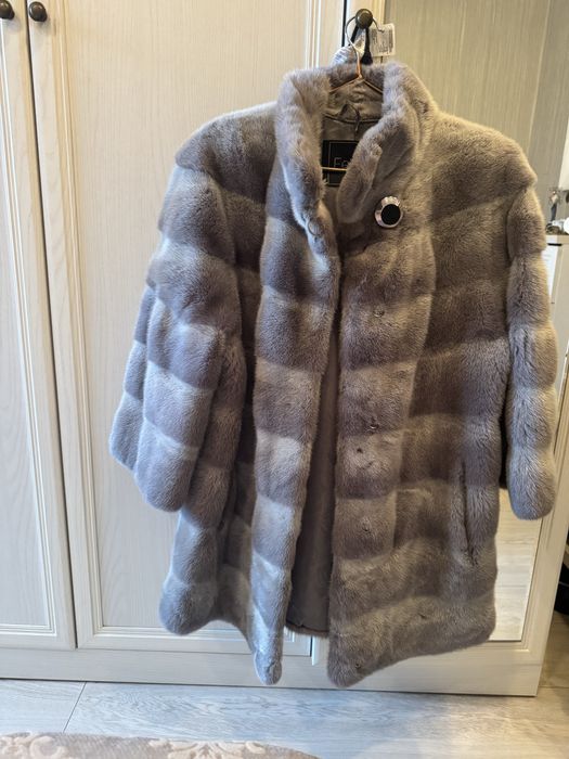 Продам норковую шубку  отличного качества