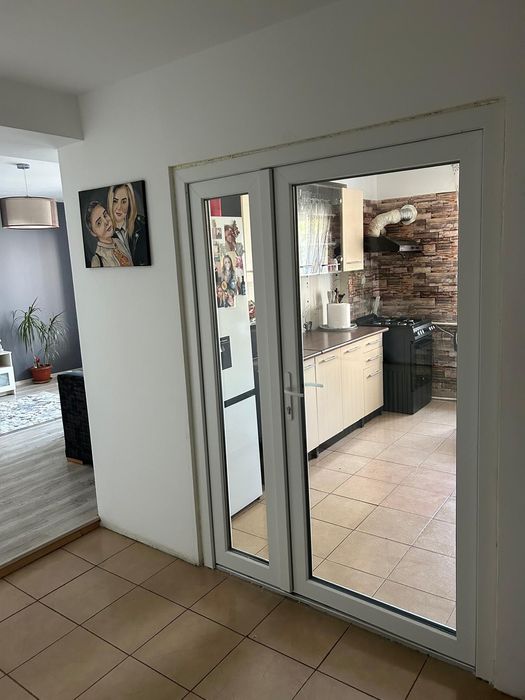 Ofer spre urgent vânzare Apartament cu 3 camere