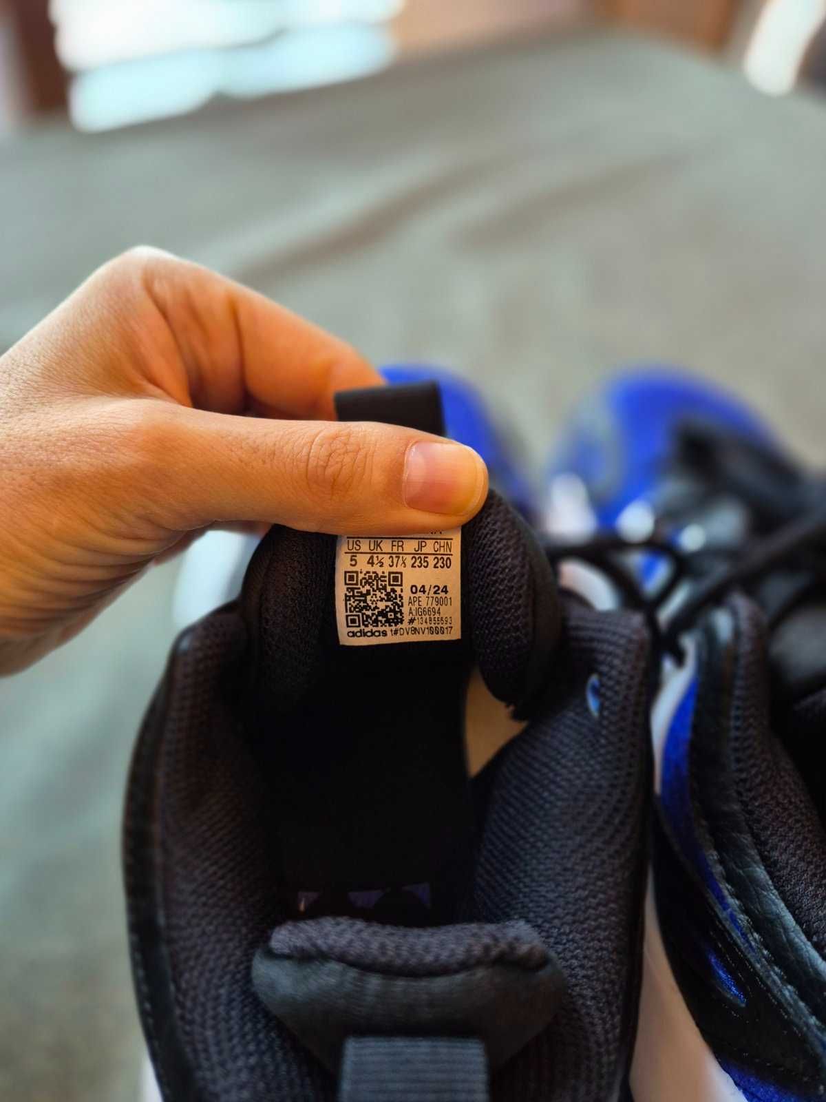 Маратонки Adidas 37 1/3