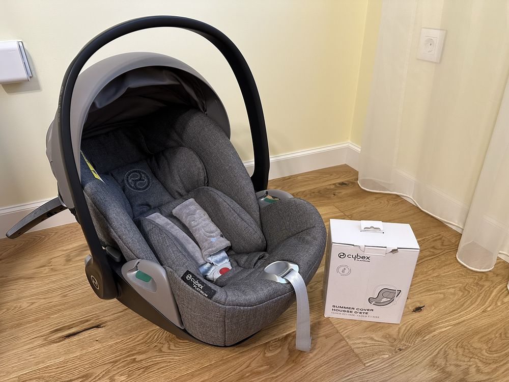 Продавам детско столче за кола Cybex CLOUD Z2+ летен калъф