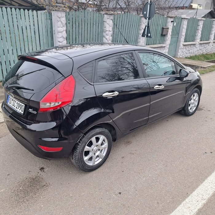 Ford Fiesta 1,3 benzina 2012 euro 5 si 82 cai 114000km clima