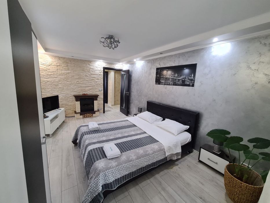 Inchiriere apartament 2 camere decomandat