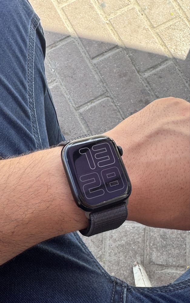 Apple Watch 9 45mm midnight aluminum