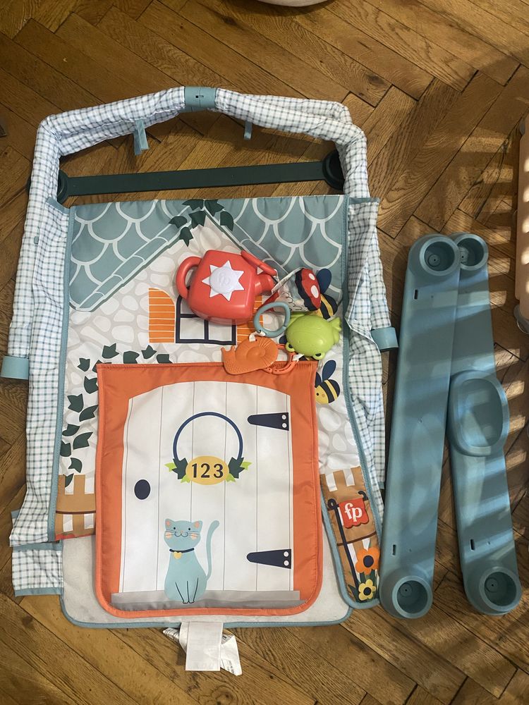 Активна гимнастика Fisher Price Crawl and Play