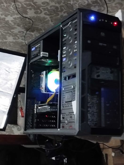 i5-9400\\ 6-ЯДЕР Кампютер\\ Azu-8 GB\\ 1000 GB\\ H-310\\ GT730-2GB