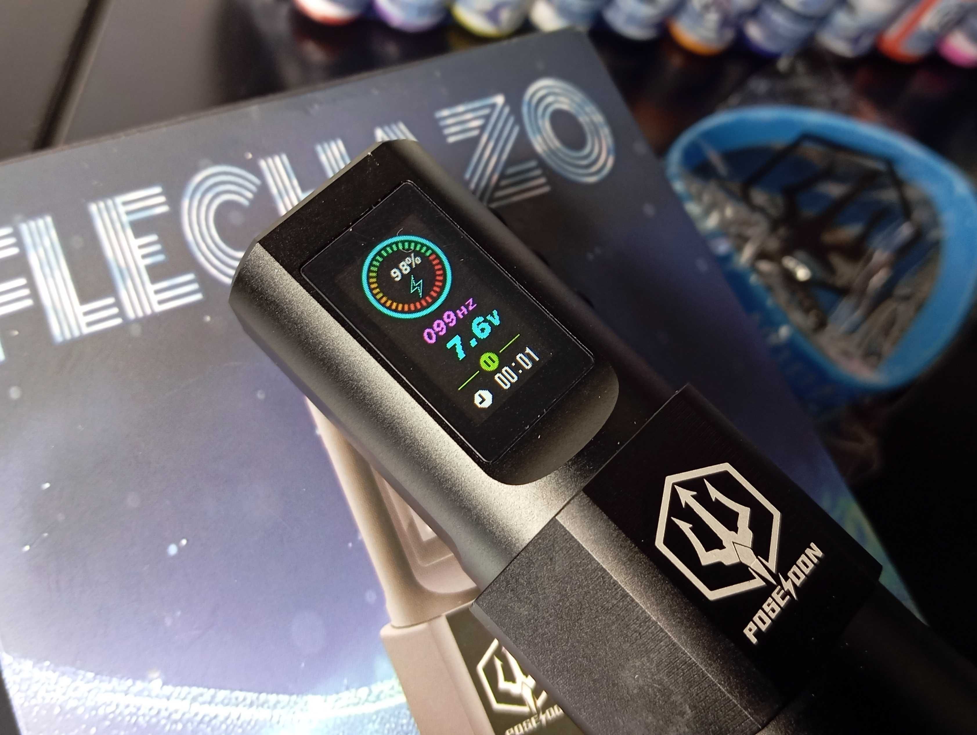 Kit Poseidon 2 NOU, aparat de tatuat wireless cu 20 ace plus accesorii