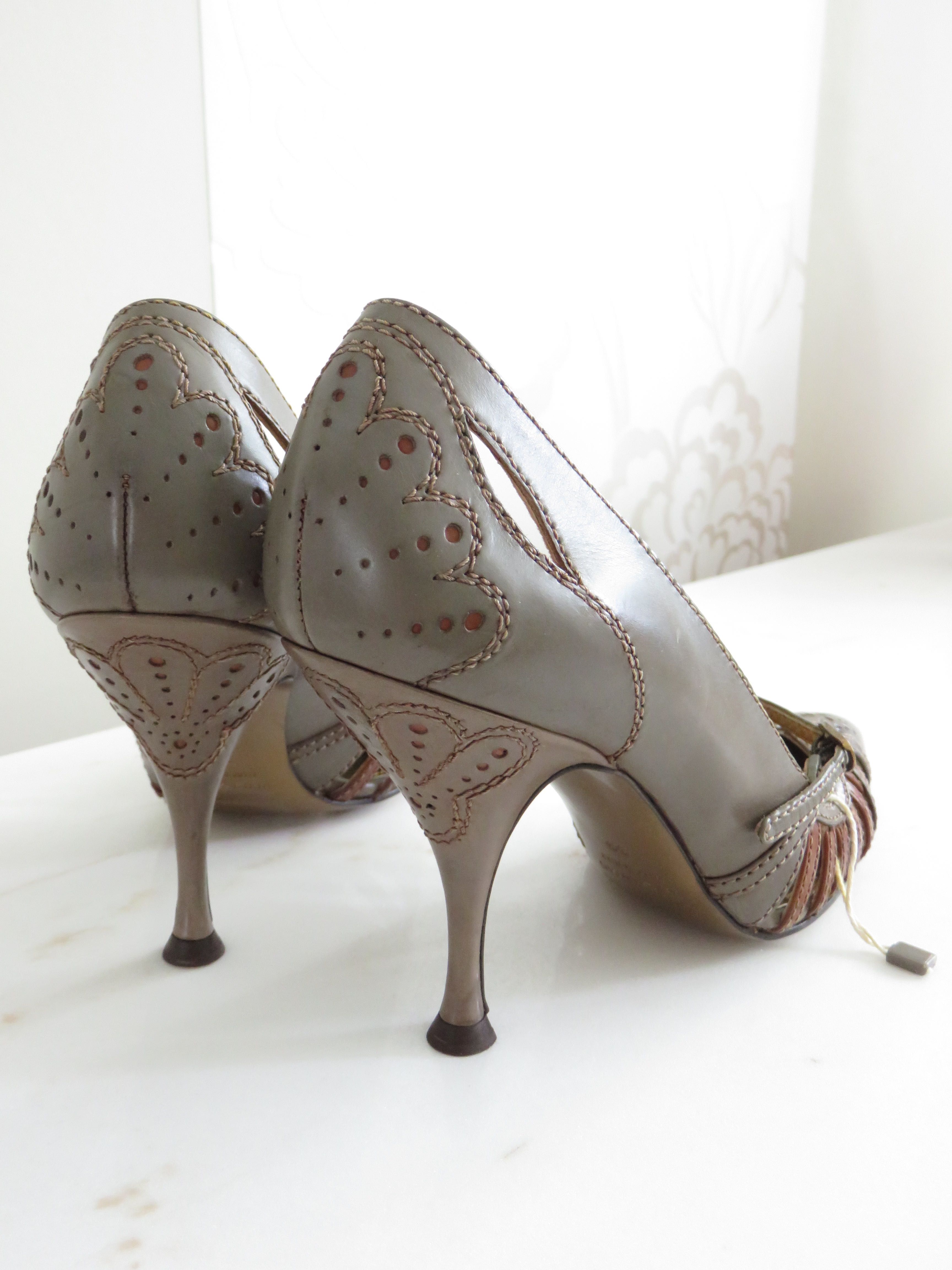 Обувки с ток Dolce & Gabbana, 39 - 40, нови