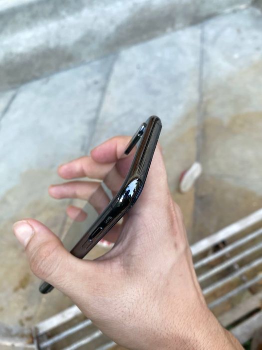 Iphone XS ideal sotiladi