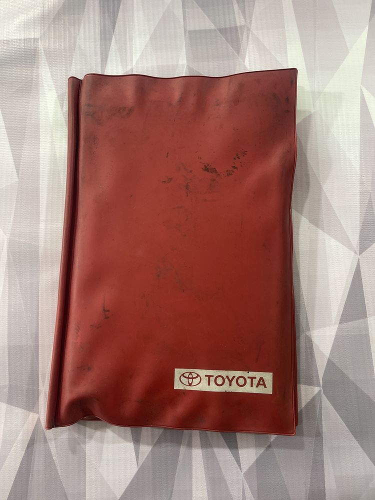 Сервисная книжка Toyota