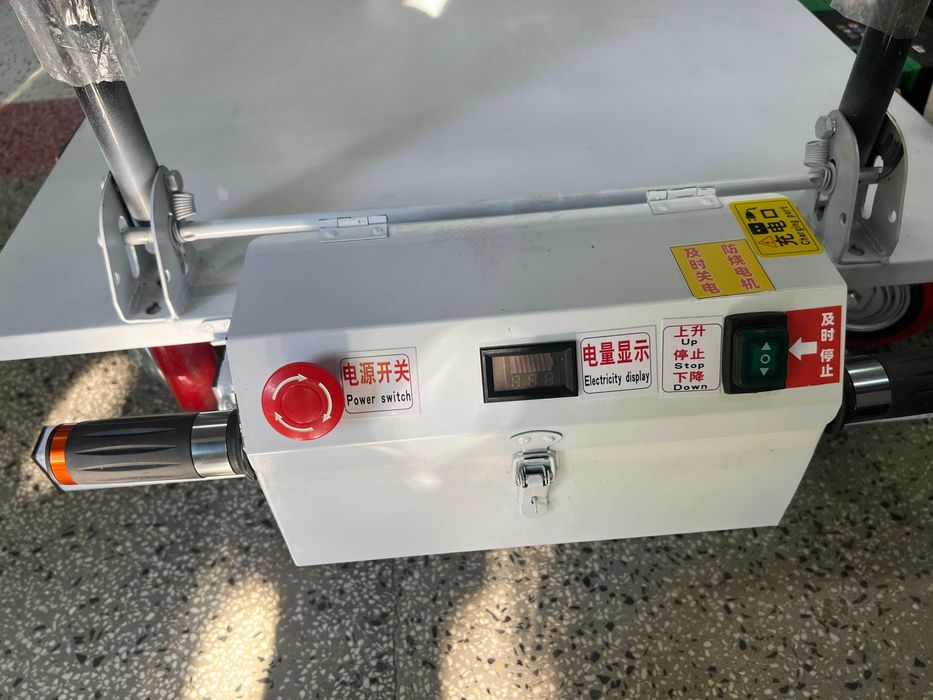 Количка за товарене 300 кг