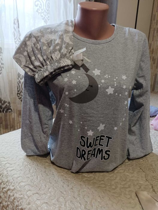 Дамски пижами и домашни чехли