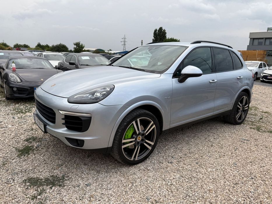 Porsche Cayenne 18000e avans 15000e rate directe din parc