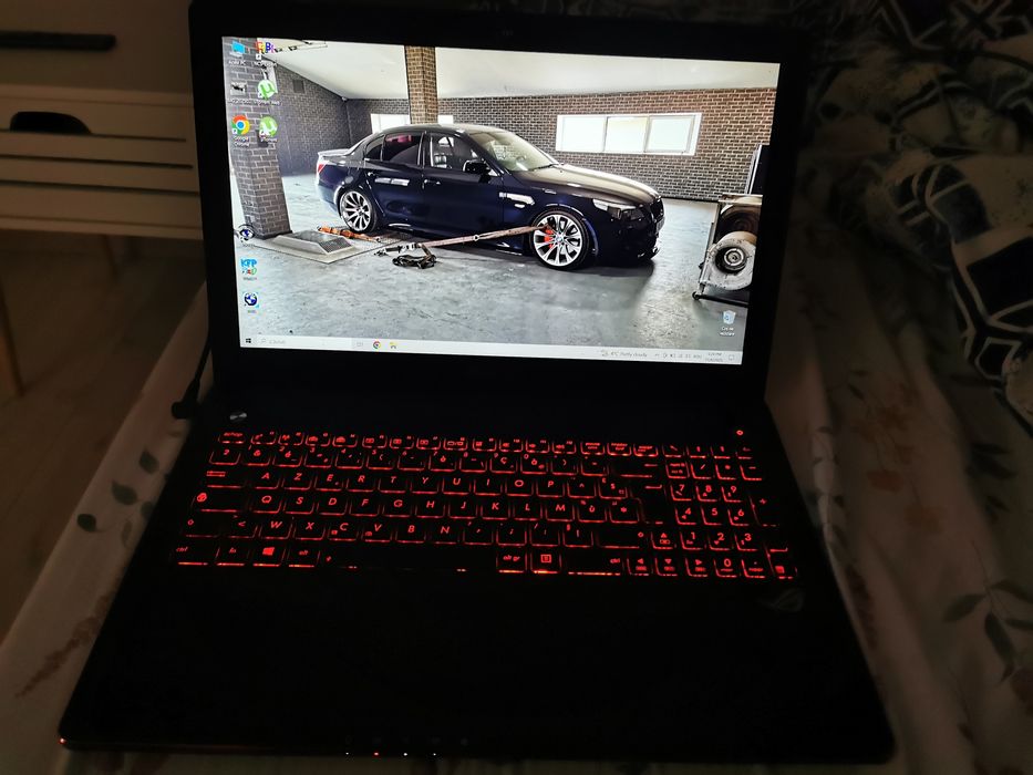 Vand laptop gaming asus rog