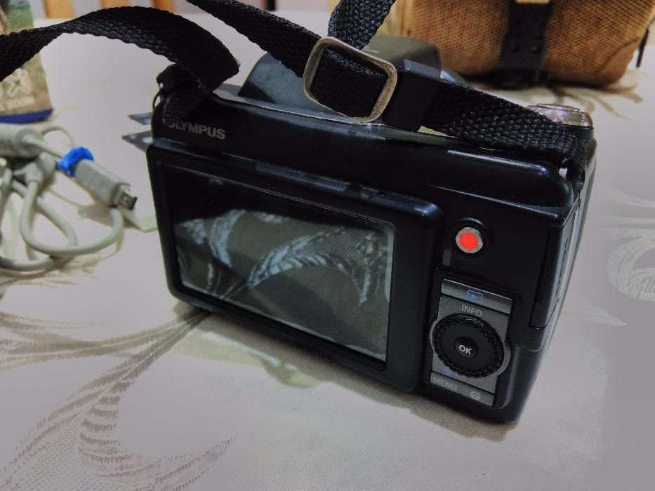 Olympus SP-800 UZ