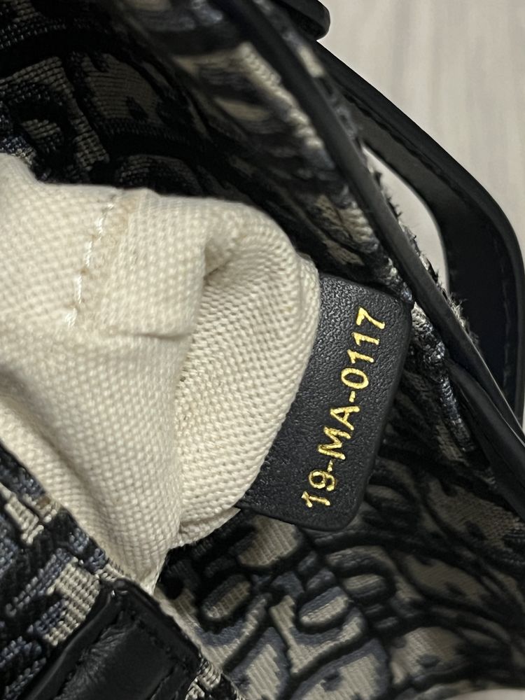 Dior Saddle мини чанта