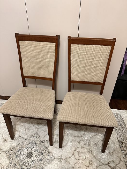 Продаю стулья 4 шт дерево