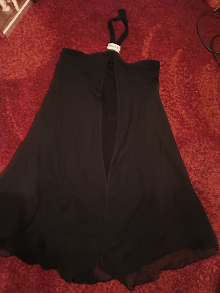 Rochie neagra de ocazie