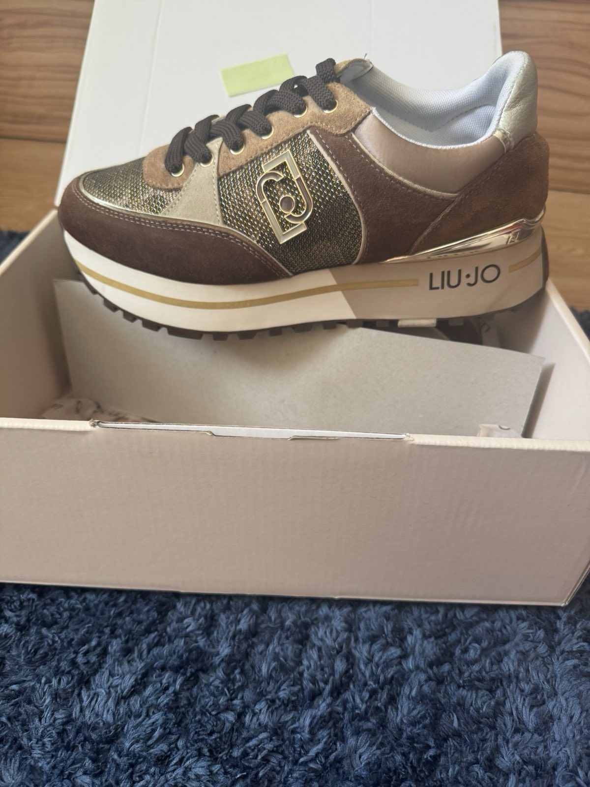 Маратонки Hispanitas, Karl Lagerfeld, Liu Jo, Guess 39