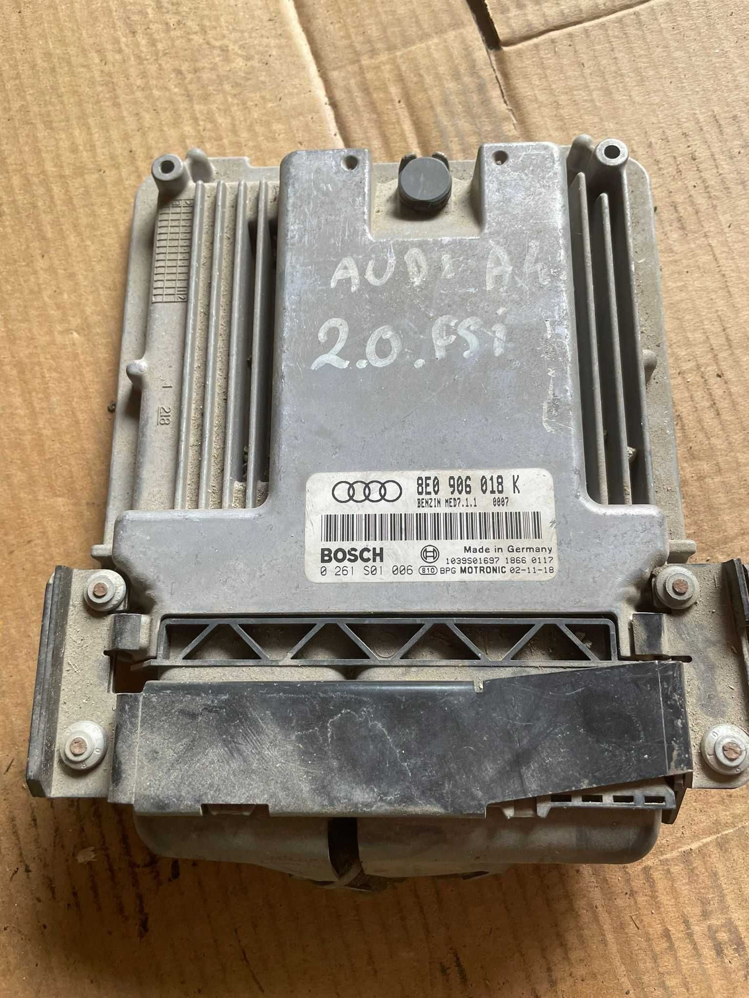 Calculator motor/ecu Audi a4/passat/golf/skoda 2.0 fsi cod 8E0906018K