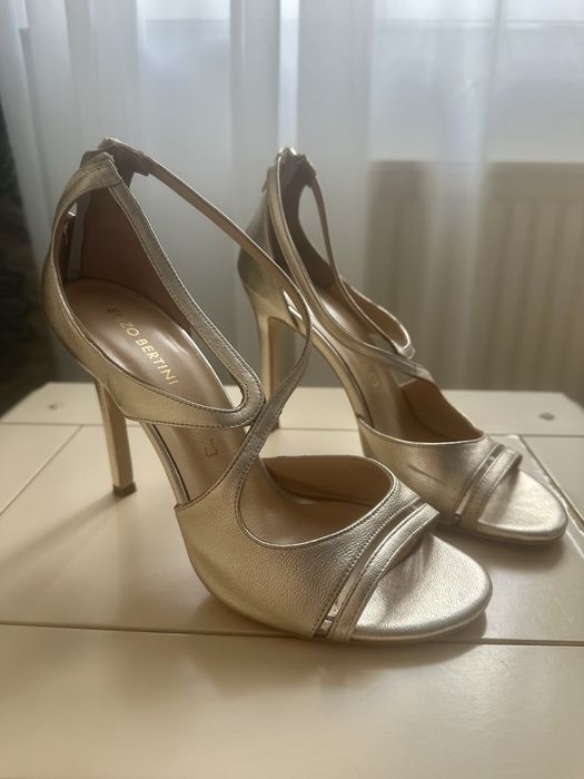 Sandale Enzo Bertini elegante din piele naturala - marime 37