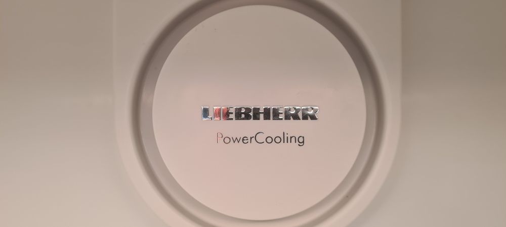 Хладилник с фризер Liebherr CBN 3656 Premium BioFresh NoFrost