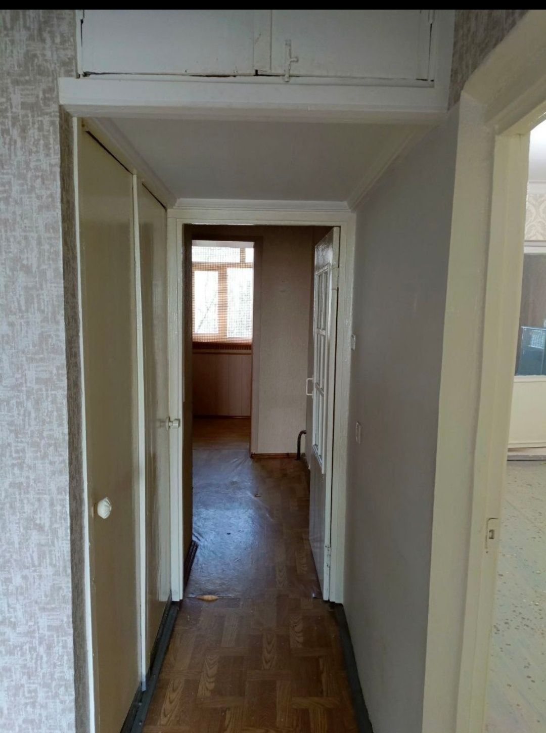 Srochno prodam 2 x komnatnuyu