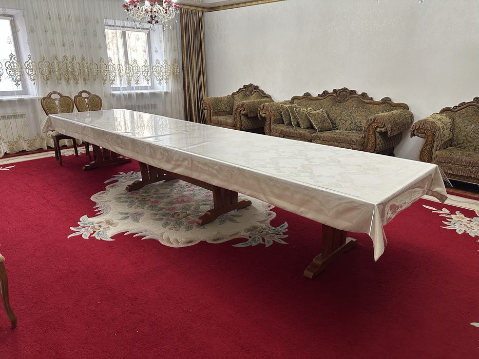 Продам стол Малайзия