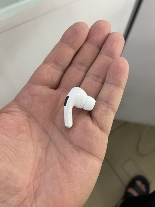 Правое ухо Airpods Pro 2 оригинал
