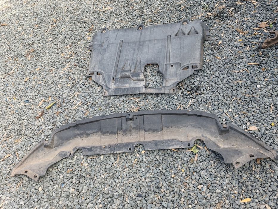 Scut motor Ford Kuga 2012 400lei