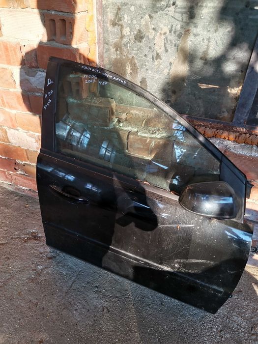 Предна дясна врата за Форд Фокус /Ford Focus 2006-2009г.Хечбек 5 врати