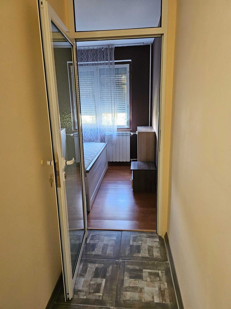 Дава се под наем Двустаен апартамент в София, Връбница 1 - 60 кв.м за 357 € - Снимка #6
